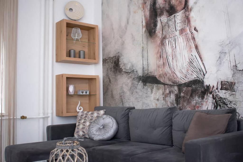Elegant Stylish Modern Downtown Home Next 2 Danube Budapesta Exterior foto